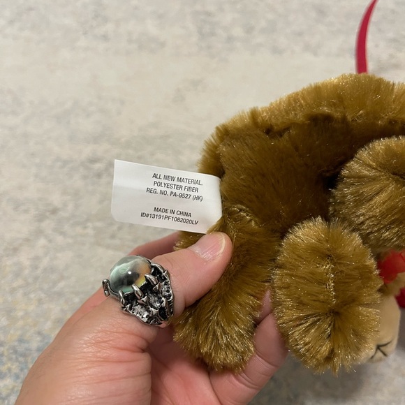 Like New Holiday Gift Super Cute Furry Bear In The Basket Brown & Red 6” X 5” - Picture 5 of 8